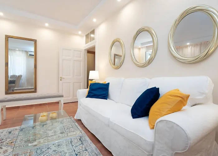 Old Town Gem - Elegant Guilford Corfu (city)